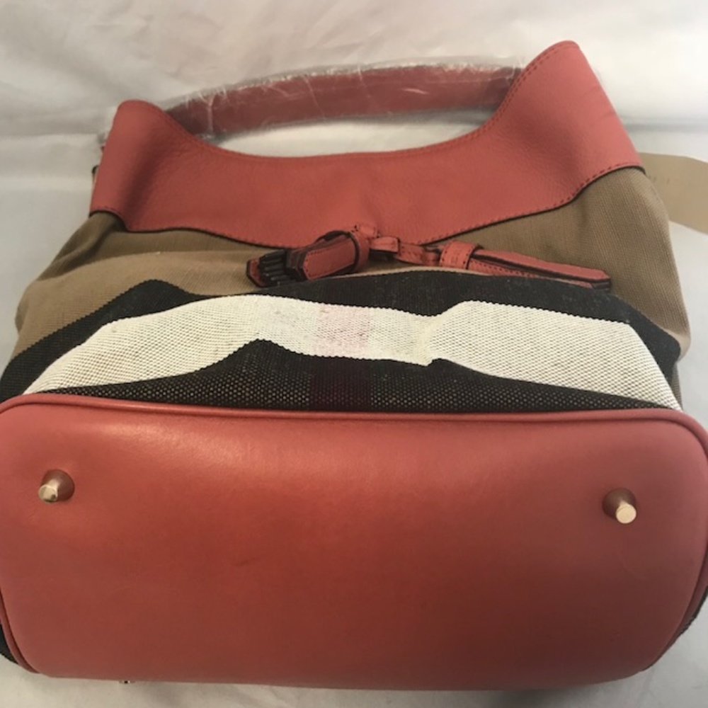 Burberry Grainy Canvas Ashby Tassel Cinnamon Red - Picture 4 of 8